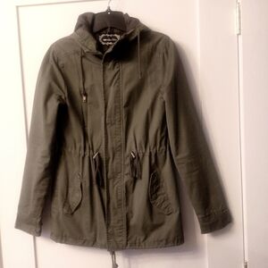 Ambiance Chico Army green 3/4 Length Zippered and buttoned jacket size small